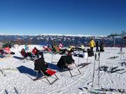 Chaises longues à la Seehütte
