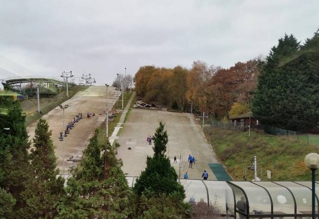 Bracknell Ski Centre Bracknell Ski Centre