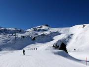 Piste de difficulté moyenne sous le Maschgenkamm