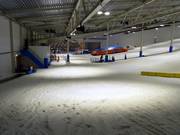 Piste pour débutants avec une piste plate au téléski à corde