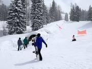 Zone d'entraînement au tapis roulant Caterpillar
