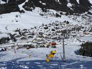 Le village de Hinterthal est situé directement au pied des pistes et des remontées mécaniques.