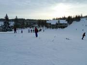 Les familles et les enfants sont bien pris en charge au tapis roulant.
