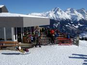 Restaurant self-service Caischavedra à 1863 m