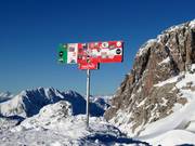 Frontière nationale Autriche-Italie directement au domaine skiable