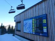 Panneau d'information à la station supérieure