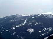 Vue sur la piste FIS K70 - piste de neige naturelle