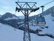 Oey-Bergläger - 6 places | Télécabine (monocâble à mouvement unidirectionnel)