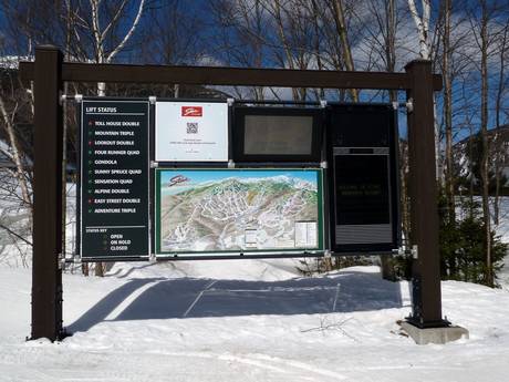 Appalaches du Nord : indications de directions sur les domaines skiables – Indications de directions Stowe