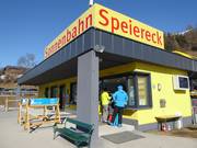 Zone de caisse soignée à St. Michael