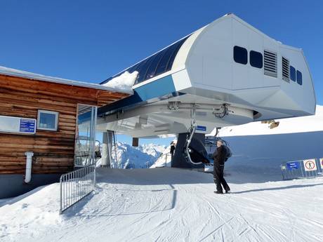 Massif du Granatspitze: amabilité du personnel dans les domaines skiables – Amabilité Großglockner Resort Kals-Matrei