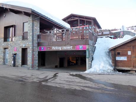 Val d'Aoste: Accès aux domaines skiables et parkings – Accès, parking Espace San Bernardo – La Rosière/La Thuile