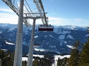 Fleidingbahn - 8 places | Télésiège rapide (débrayable) avec capots de protection et sièges chauffants