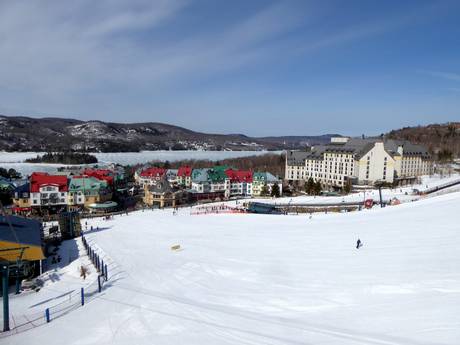 Québec: offres d'hébergement sur les domaines skiables – Offre d’hébergement Tremblant