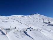 Pistes et snowpark au télésiège 8 places Familienglück
