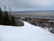 Fin de la piste La Combe au fleuve Saint-Laurent