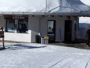 Poubelles dans la station de ski