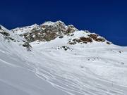 Piste Schwarzer Hang et pentes de poudreuse