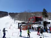 12 Aurora Peak Quad - 4 places | Télésiège à pinces fixes