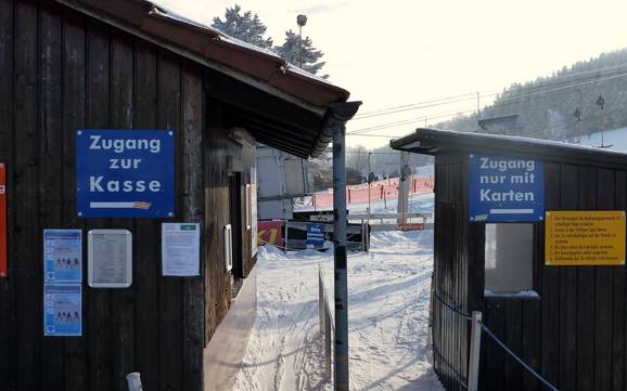 Reutlingen: indications de directions sur les domaines skiables – Indications de directions Im Salzwinkel – Zainingen (Römerstein) Reutlingen: indications de directions sur les domaines skiables – Indications de directions Im Salzwinkel – Zainingen (Römerstein)