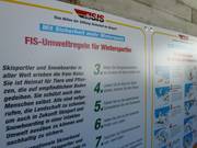 Règles environnementales FIS pour les amateurs de sports d'hiver à une cabane de remontée mécanique