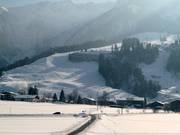 Vue sur le domaine skiable Zahmer Kaiser