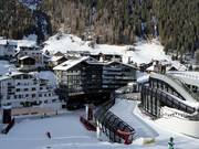 Hébergements à la station inférieure du Pardatschgratbahn à Ischgl