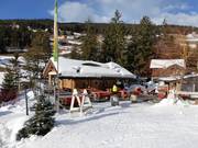 Pauli Hütte au bord de la piste de vallée vers St. Ulrich