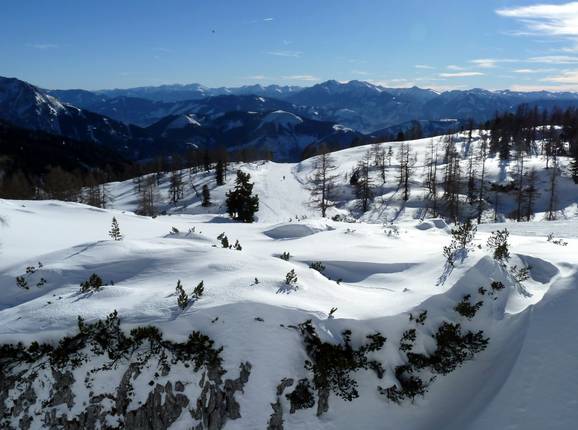 Piste Frauenkar et vue panoramique Piste Frauenkar et vue panoramique