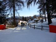 Ambiance du soir à la station supérieure du téléphérique