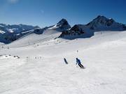 Sortie du tunnel de ski au Tiefenbachferner