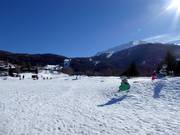 Vue depuis le paradis des enfants Bürchen vers le domaine skiable