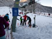 Personnel engagé aux remontées mécaniques pour débutants