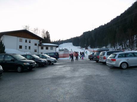 Massif du Rofan: Accès aux domaines skiables et parkings – Accès, parking Kramsach