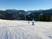 Piste facile Kammerkör à la télésiège 8 places Kapellen (Steinplatte)