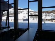 Vue depuis la 'Kafeteria' sur les pistes