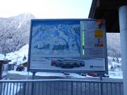 Panneau d'information avec l'état actuel à la station de vallée