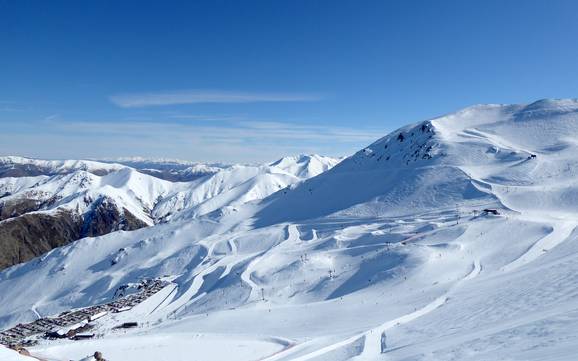 Skier dans la région de Canterbury