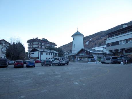 Valcamonica: Accès aux domaines skiables et parkings – Accès, parking Aprica