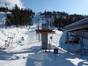 Pohjoisrinteen ankkuri - Téléski à pioches