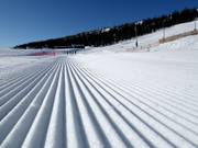 Préparation parfaite des pistes dans le domaine skiable Dundret Lapland
