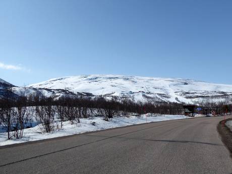 Laponie suédoise: Accès aux domaines skiables et parkings – Accès, parking Fjällby – Björkliden