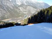 Descente Rifenal n° 1 avec vue sur la vallée de l'Inn