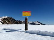 Signalisation des pistes dans le domaine skiable de Krvavec