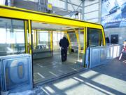 Personnel amical dans les téléphériques