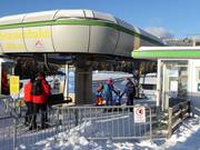 Assistance pour l’embarquement dans le télésiège