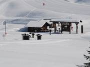 Caisse et accès au domaine de ski de fond Les Saisies