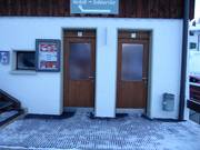 Nouvelles installations sanitaires modernes et bien entretenues à la station de la vallée