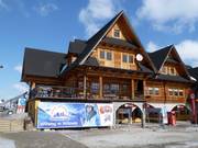 Restaurant à la station de départ, directement au pied des pistes