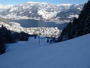 Descente nord noire vers Zell am See